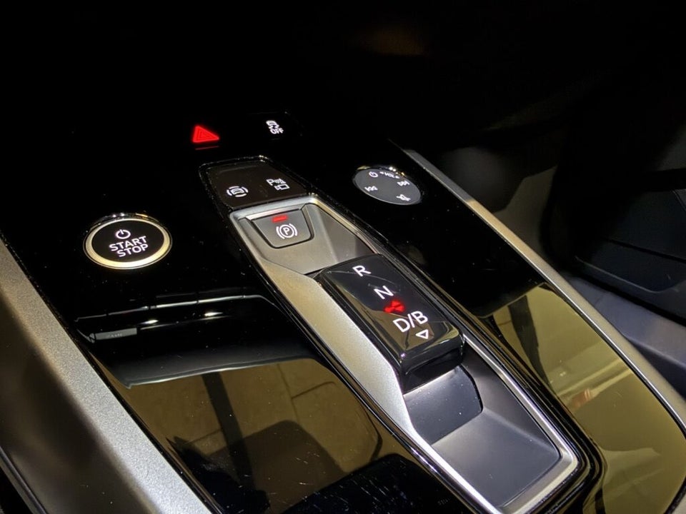 Audi Q4 e-tron 45 S-line 5d