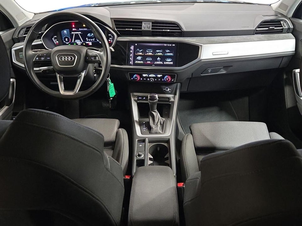 Audi Q3 45 TFSi e Attitude plus Sportback S-tr. 5d