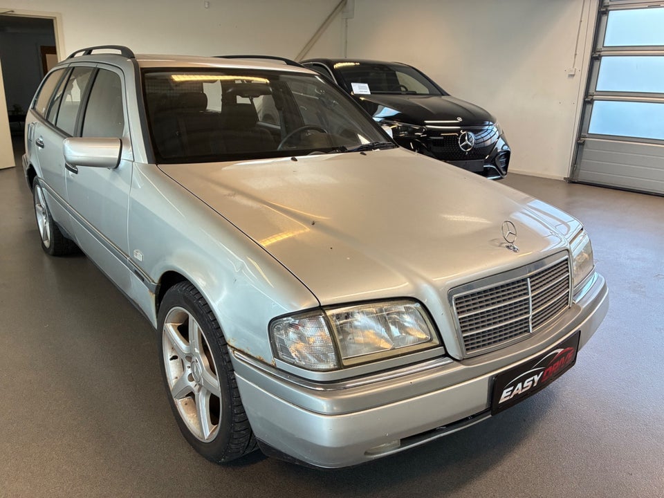 Mercedes C230 2,3 Elegance stc. aut. 5d