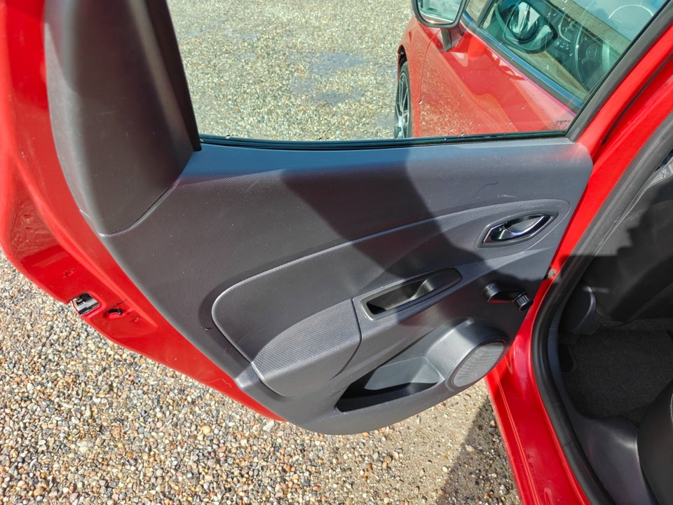 Renault Clio IV 1,5 dCi 75 Expression 5d