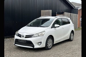 Toyota Sportsvan, modelår 2014, 134,000 km
