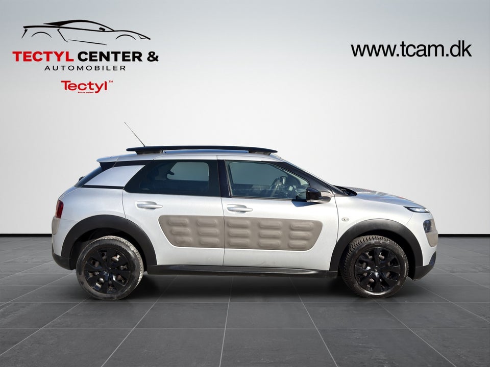 Citroën C4 Cactus 1,2 PureTech 110 Shine 5d