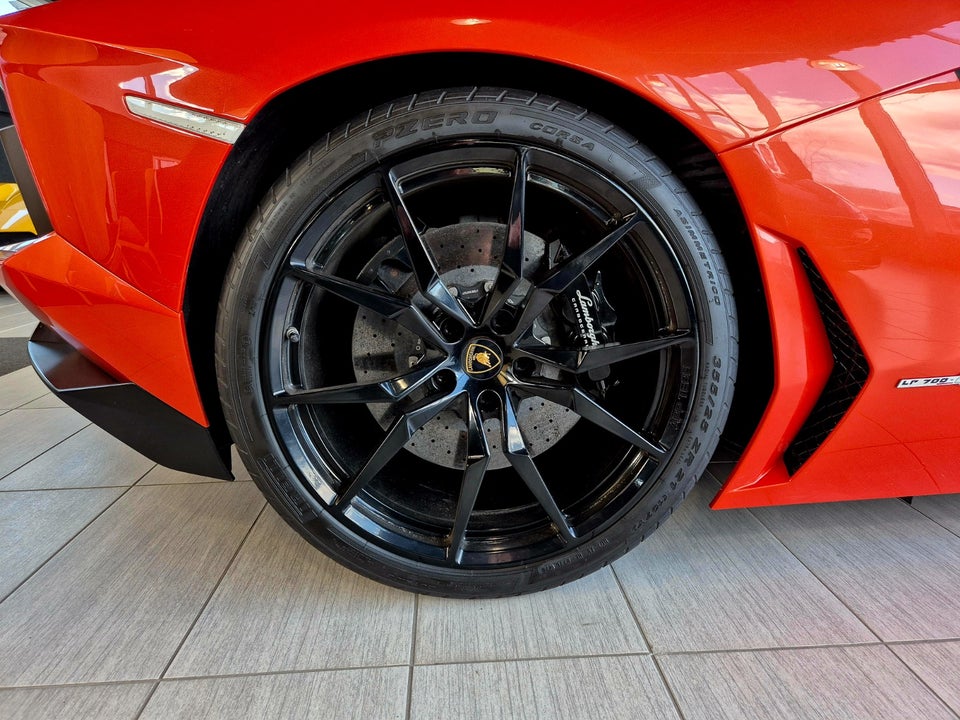 Lamborghini Aventador 6,5 LP700-4 2d