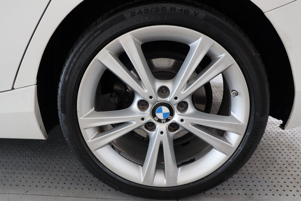BMW 118d 2,0 aut. Van 5d