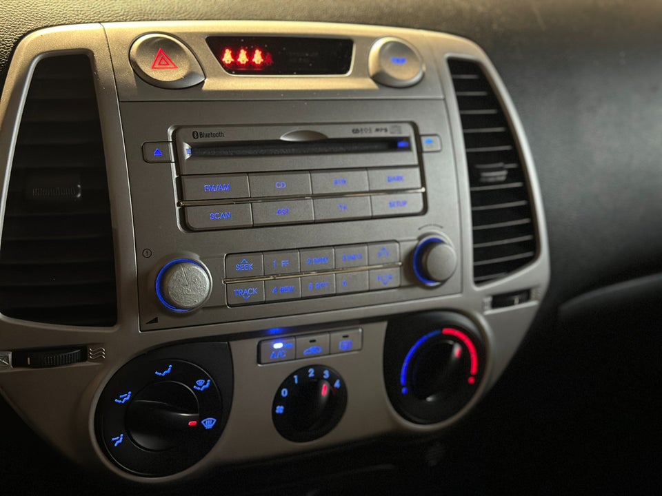 Hyundai i20 1,25 Comfort 5d