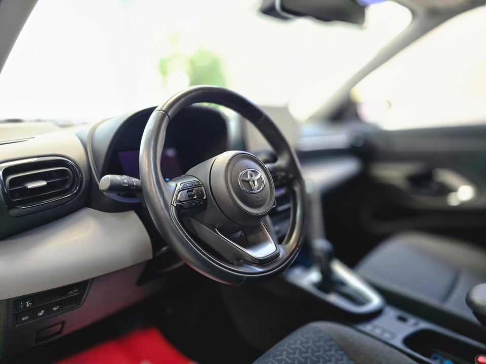 Toyota Yaris Cross 1,5 Hybrid Active Tech e-CVT 5d