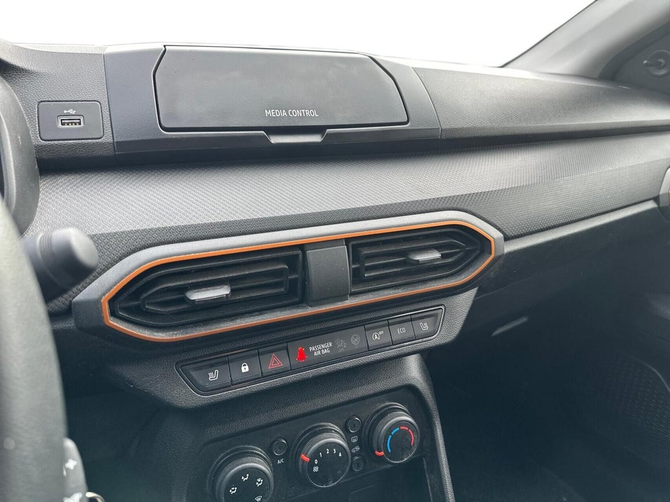 Dacia Sandero Stepway 1,0 TCe 90 Essential 5d