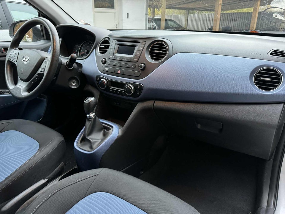 Hyundai i10 1,0 Vision 5d