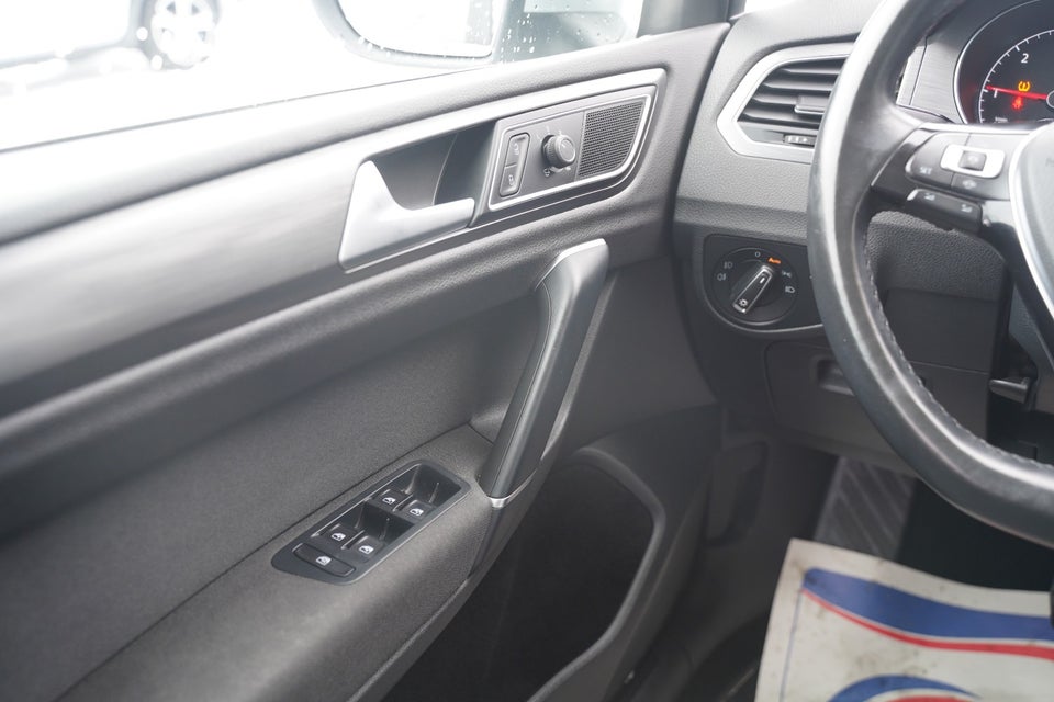 VW Golf Sportsvan 1,6 TDi 115 Comfortline DSG 5d