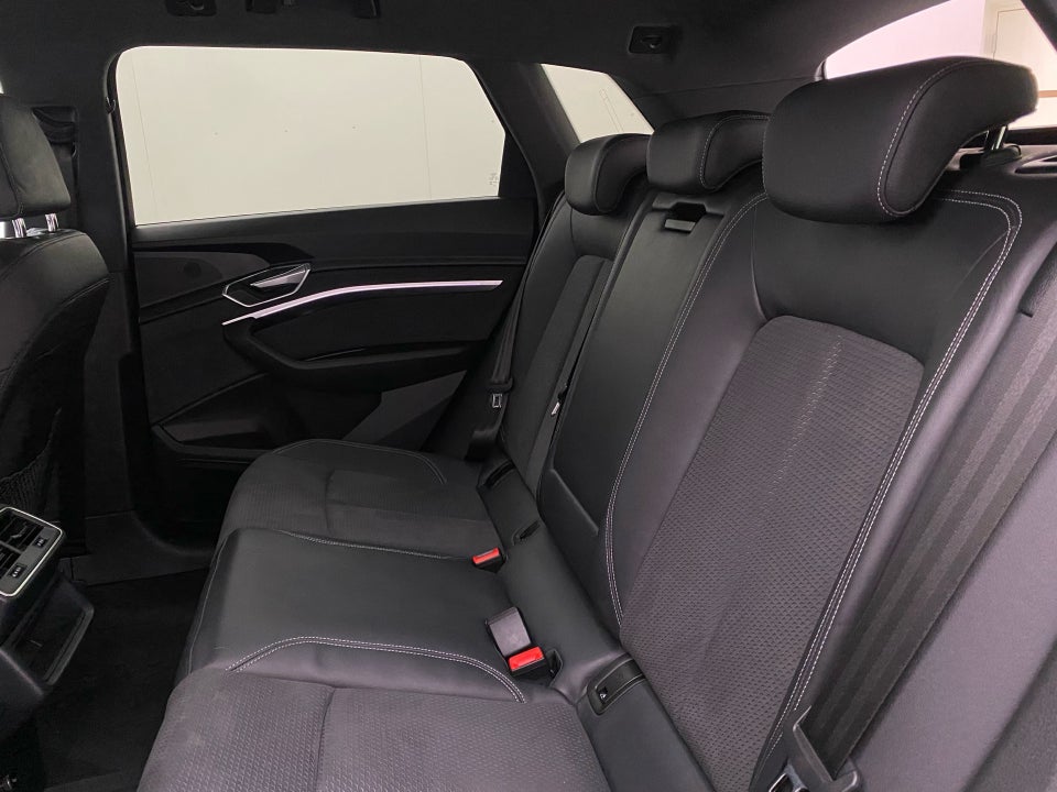 Audi e-tron 55 Advanced quattro 5d