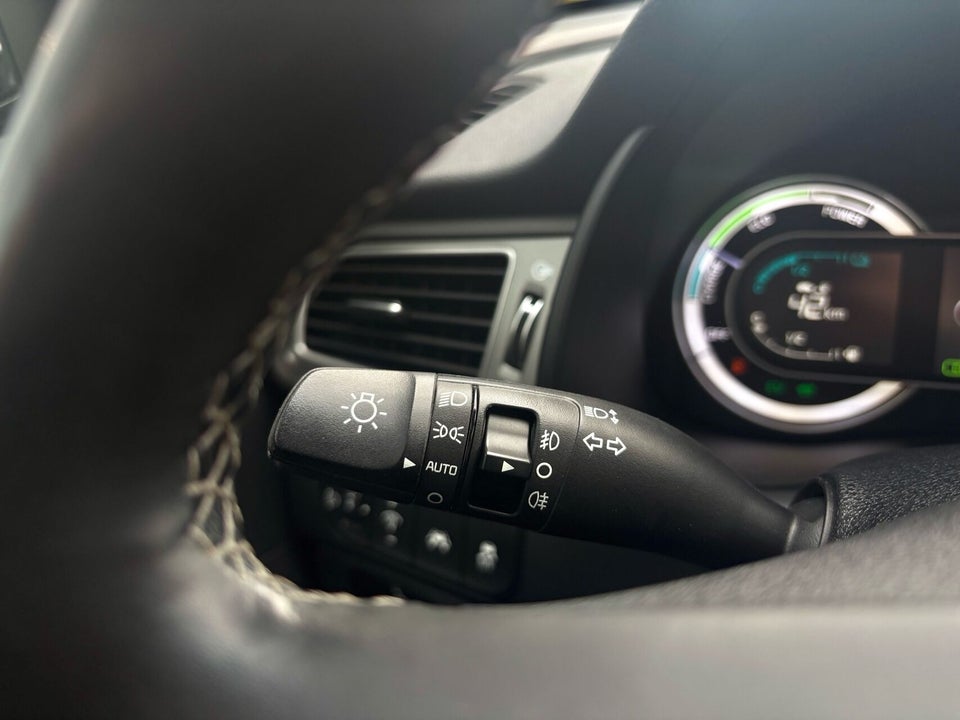 Kia Niro 1,6 HEV Comfort DCT 5d