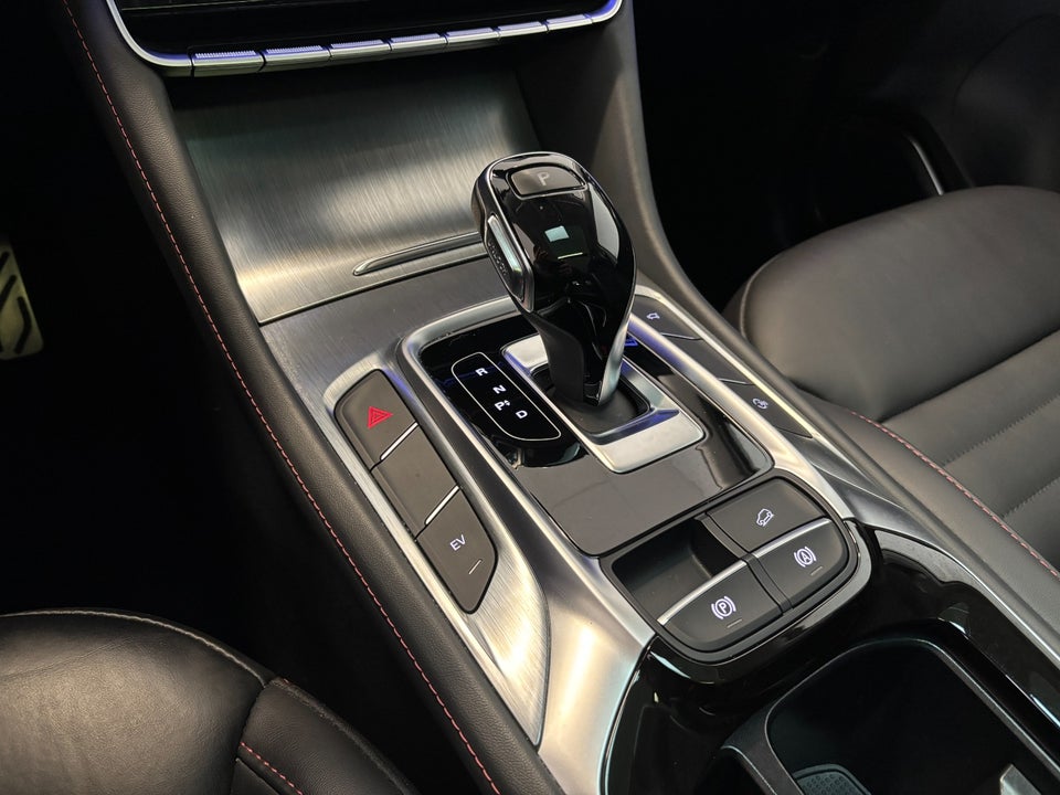 MG EHS 1,5 PHEV Luxury 5d