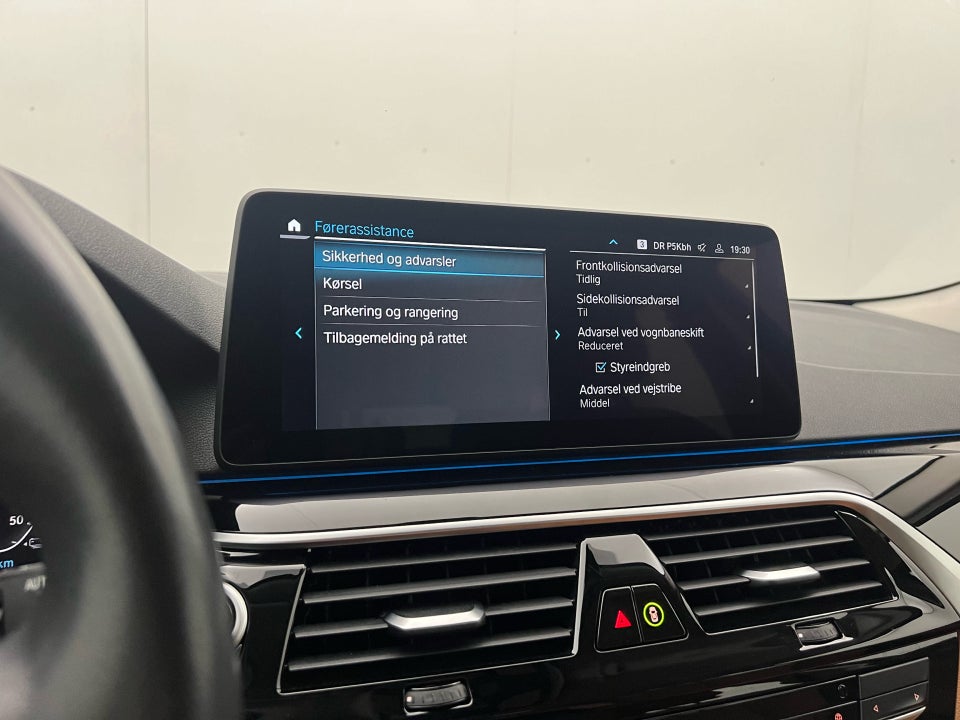 BMW 530e 2,0 Touring Sport Line aut. 5d