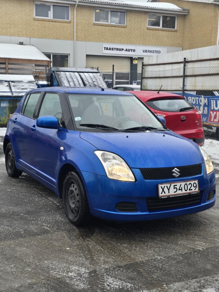 Suzuki Swift 1,5 GLX 5d
