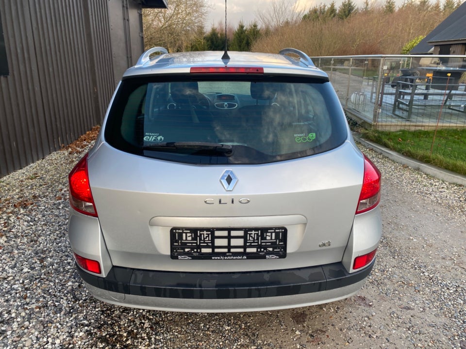 Renault Clio III 1,5 dCi 90 Expression 5d