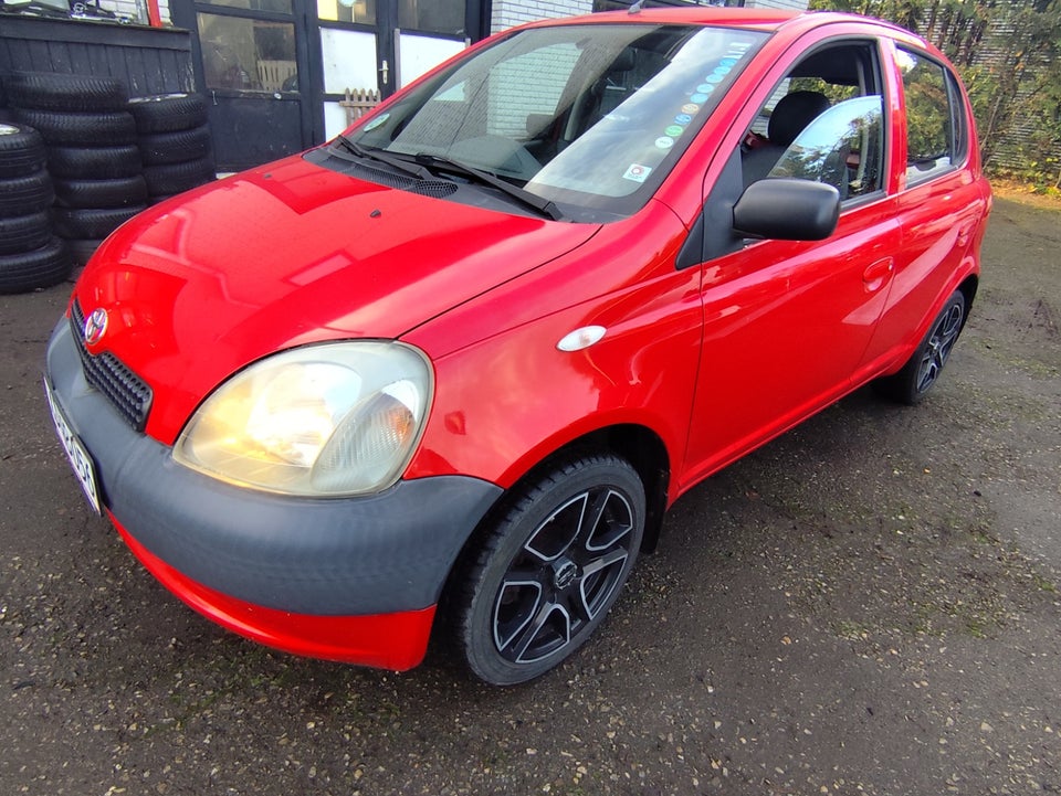 Toyota Yaris 1,0 Luna 5d