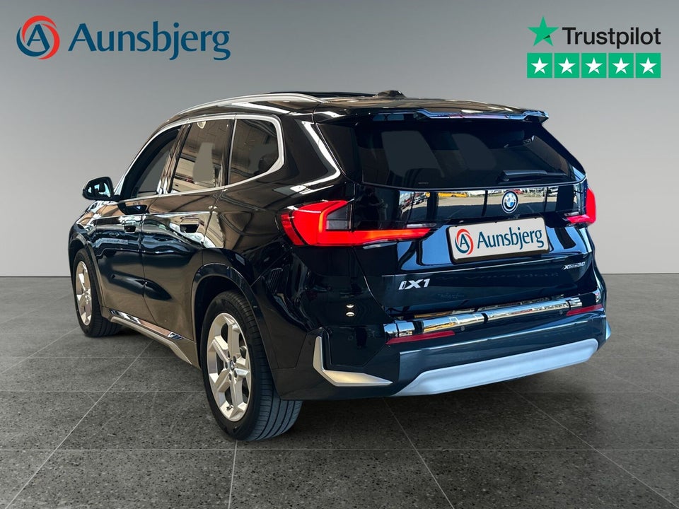 BMW iX1 xDrive30 X-Line 5d