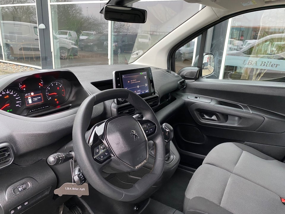 Peugeot Partner 1,5 BlueHDi 100 L2V2 Plus Van