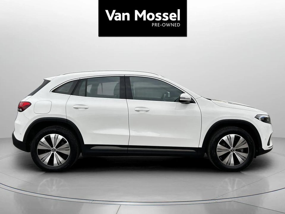 Mercedes EQA250 Progressive 5d