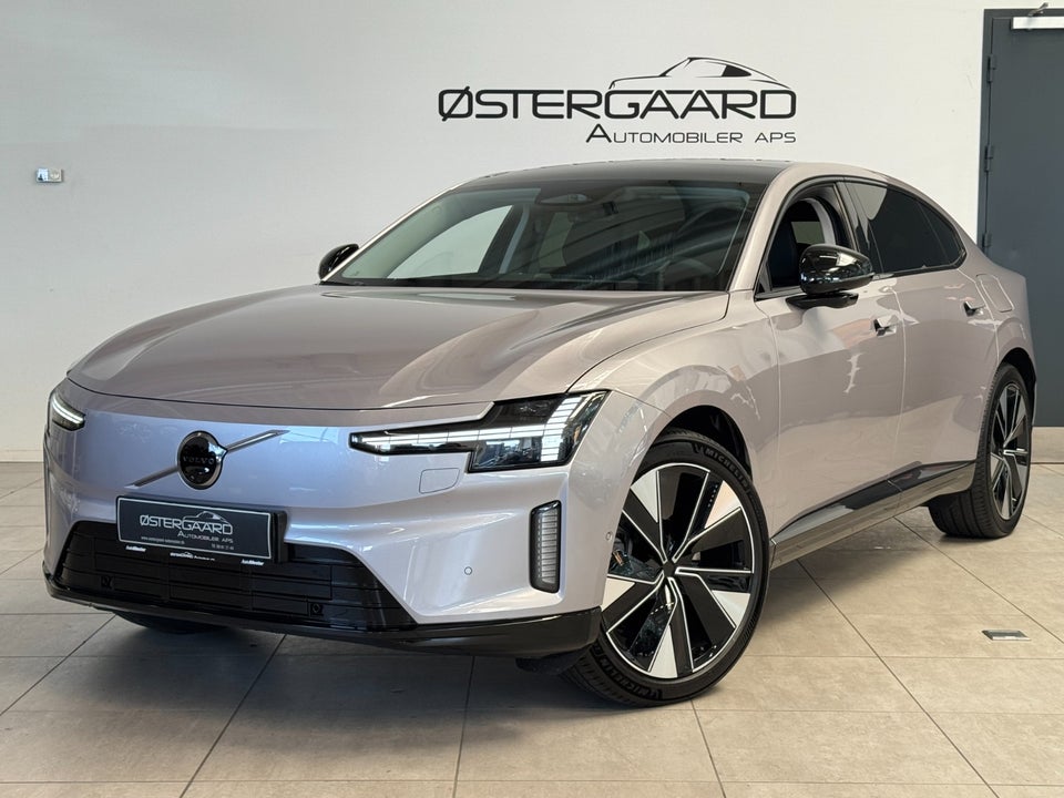 Volvo ES90 Extended Range Plus 4d
