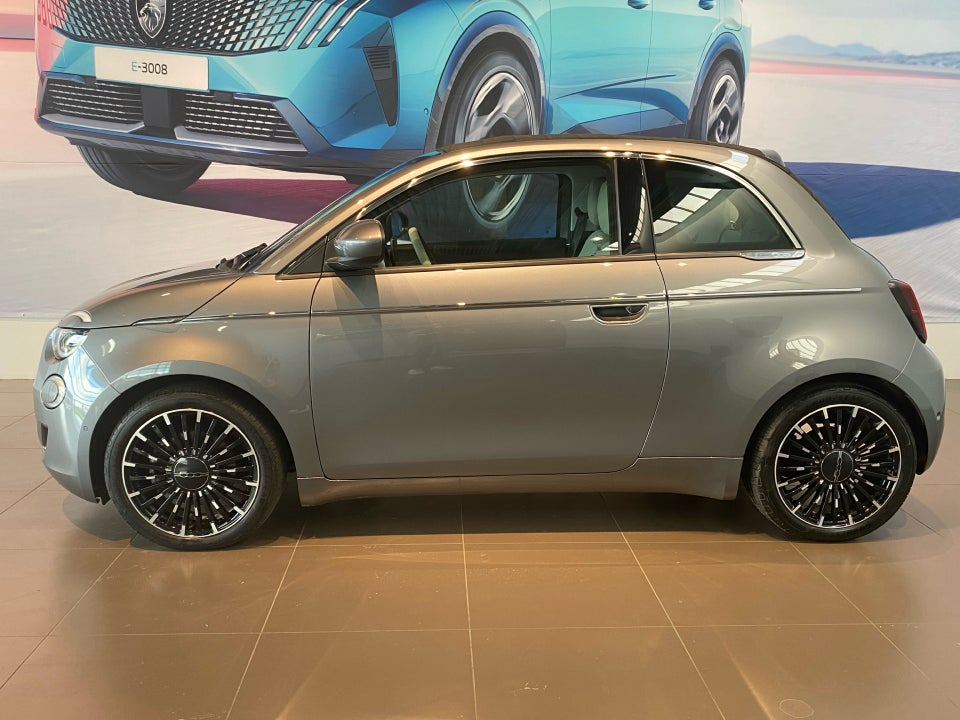 Fiat 500e la Prima Cabrio 2d