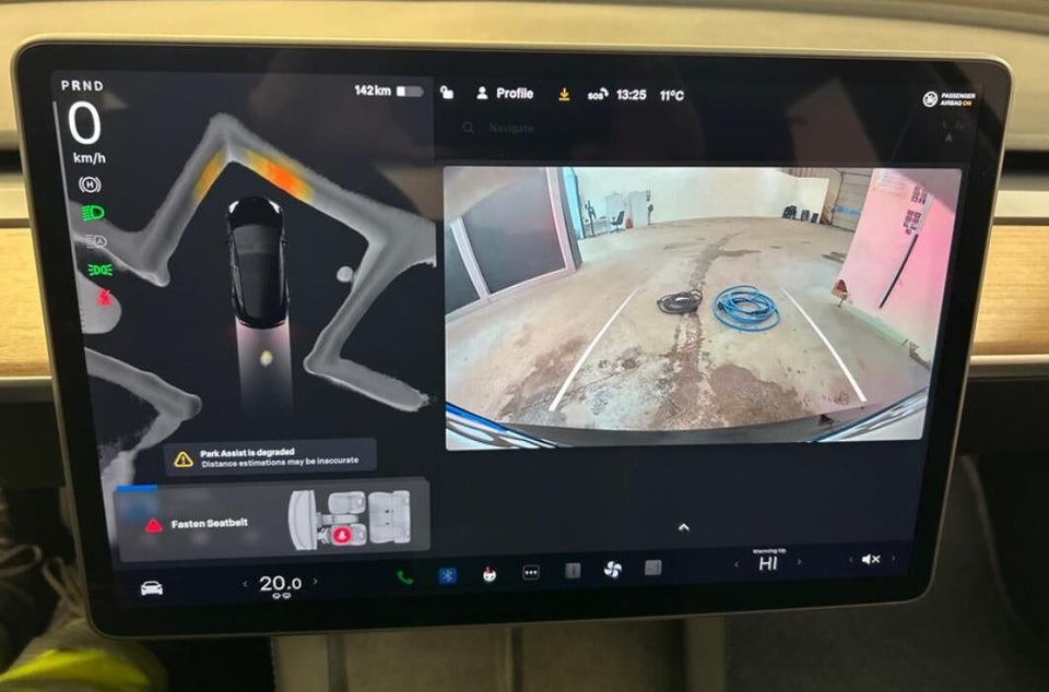 Tesla Model 3 RWD 4d