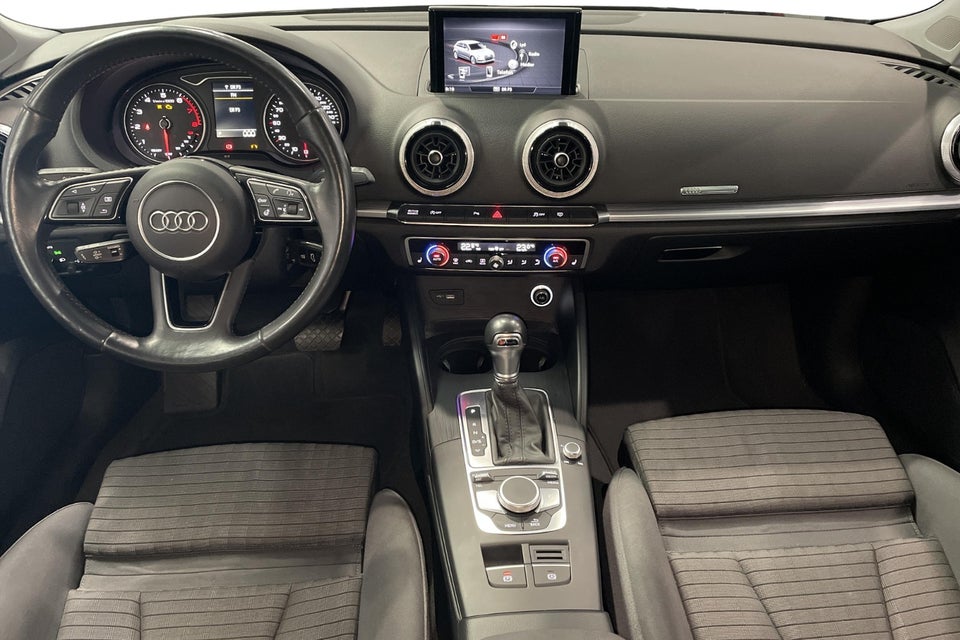 Audi A3 35 TFSi Limited plus Sportback S-tr. 5d