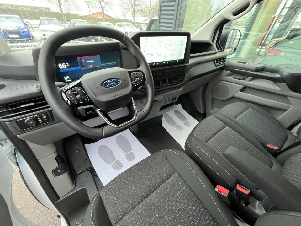Ford E-Transit Custom 340L 64 Trend