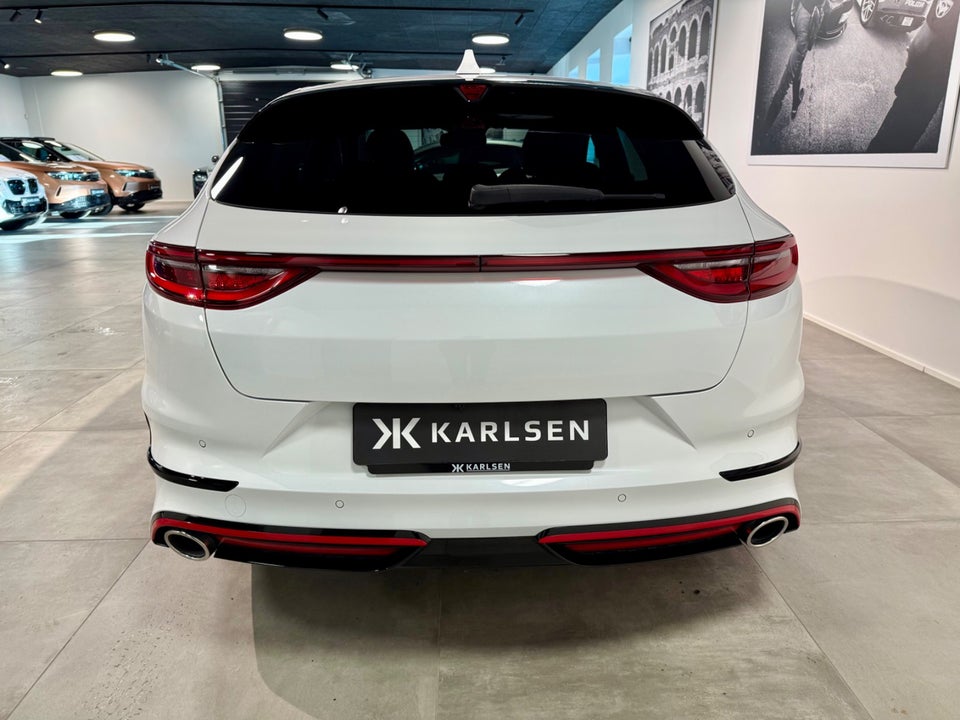 Kia ProCeed 1,6 T-GDi GT DCT 5d