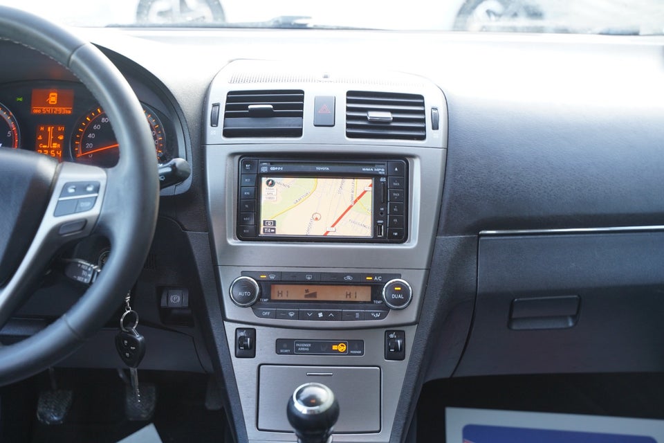 Toyota Avensis 2,0 D-4D T3 stc. 5d