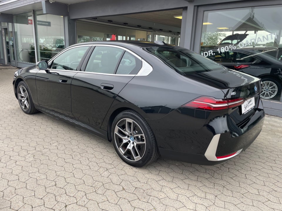 BMW i5 eDrive40 Sport Line 4d