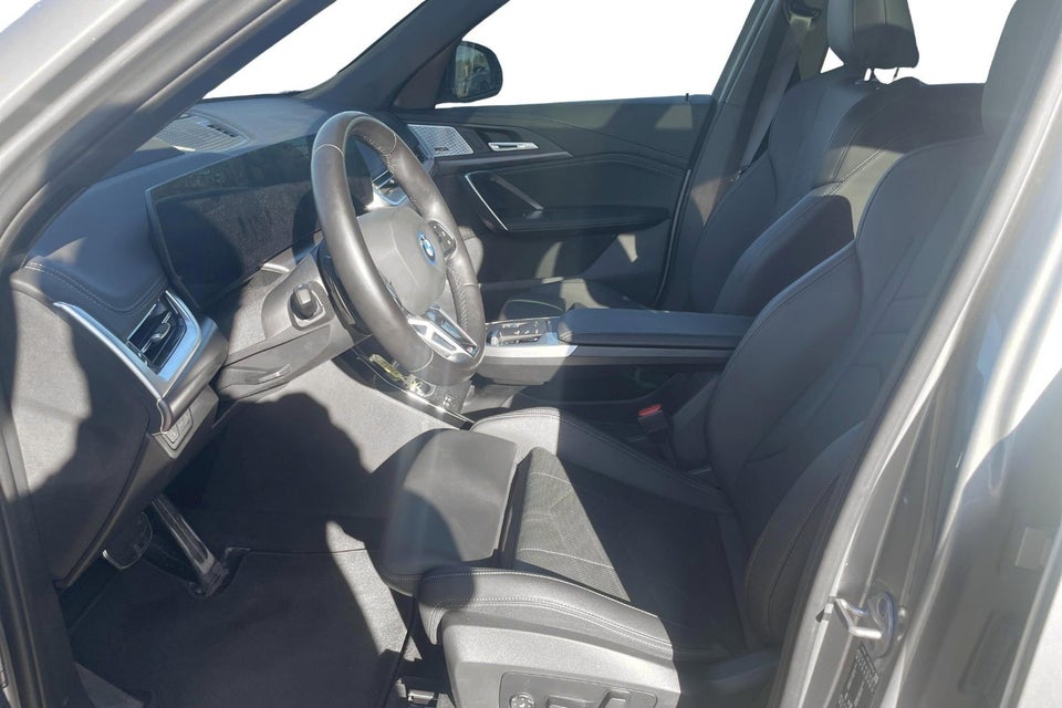 BMW iX1 xDrive30 Fully Charged M-Sport 5d