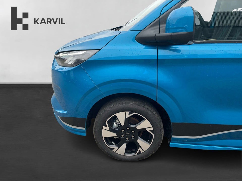 Ford Transit Custom 320L 64 Sport