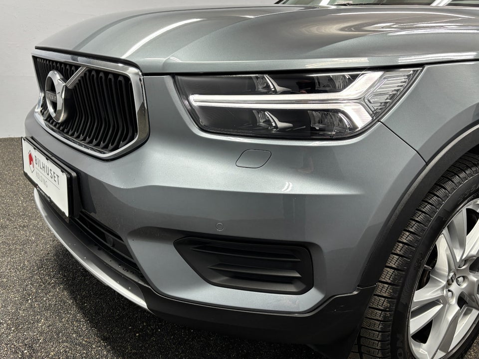 Volvo XC40 2,0 T4 190 Momentum aut. 5d