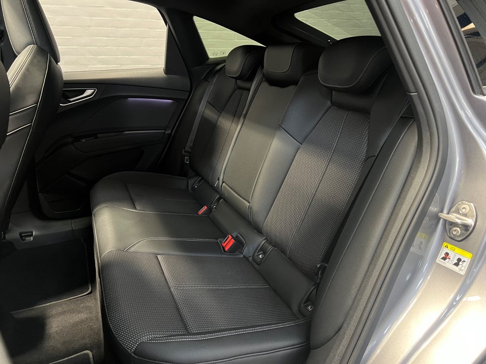 Audi Q4 e-tron 45 S-line Sportback 5d