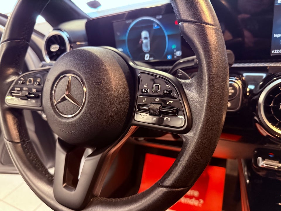 Mercedes A200 1,3 Progressive Line aut. 5d