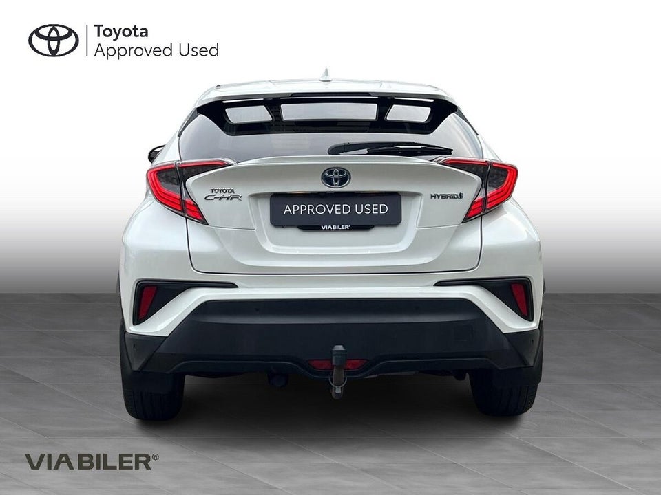 Toyota C-HR 1,8 Hybrid Premium Selected CVT 5d