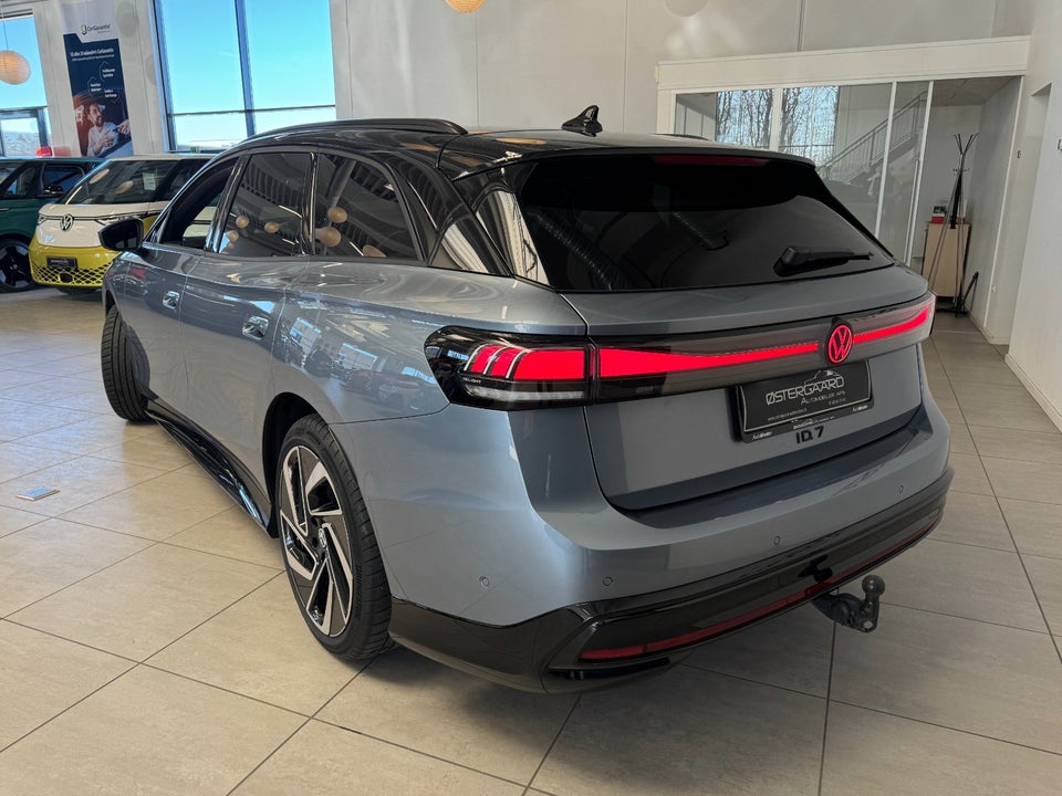 VW ID.7 77 Style Tourer 5d