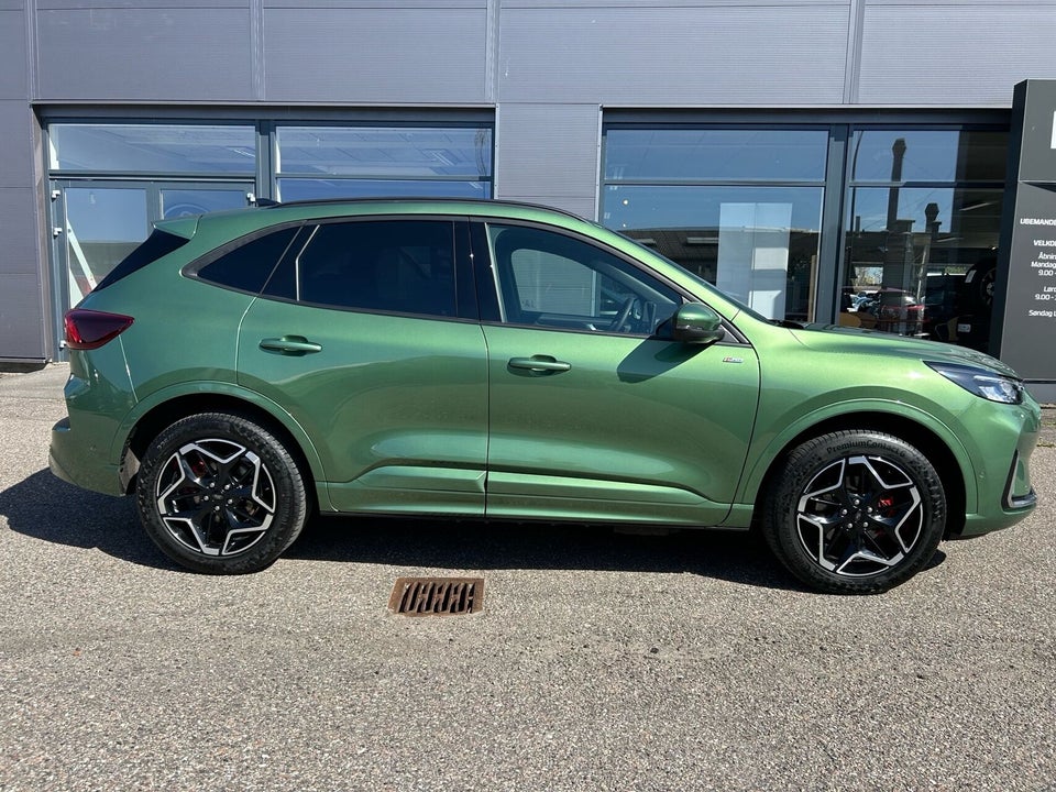 Ford Kuga 2,5 PHEV ST-Line X CVT 5d