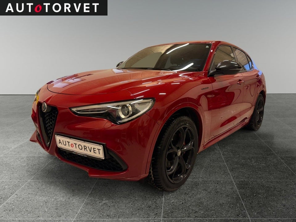 Alfa Romeo Stelvio 2,0 T 280 Veloce aut. Q4 Van 5d