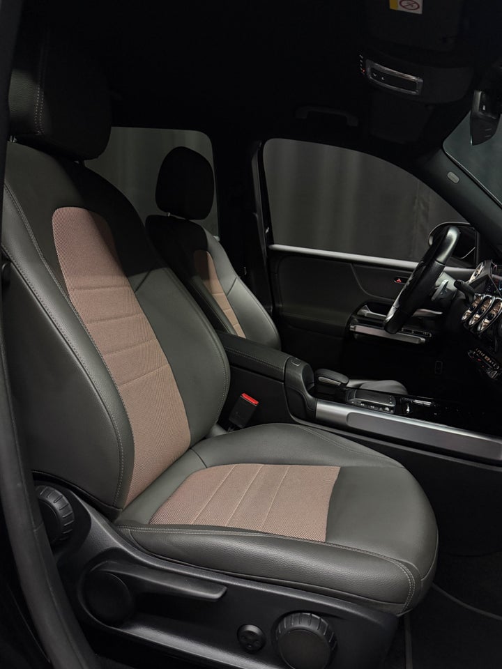 Mercedes EQB300 Electric Art 4Matic 5d