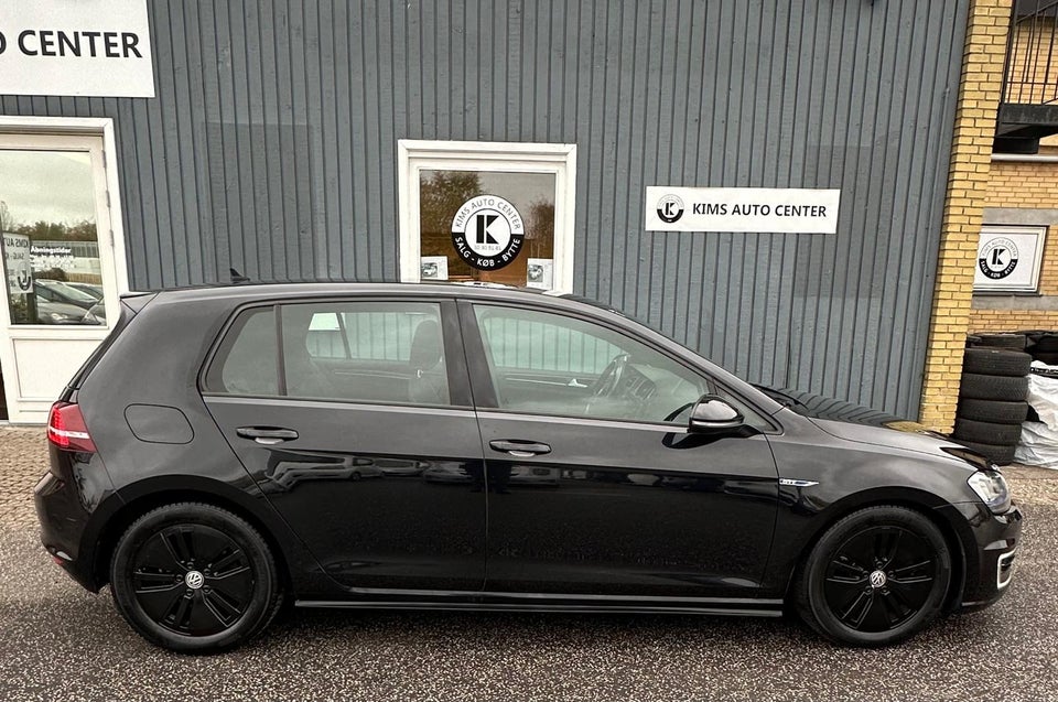 VW Golf VII 1,4 GTE Highline DSG 5d