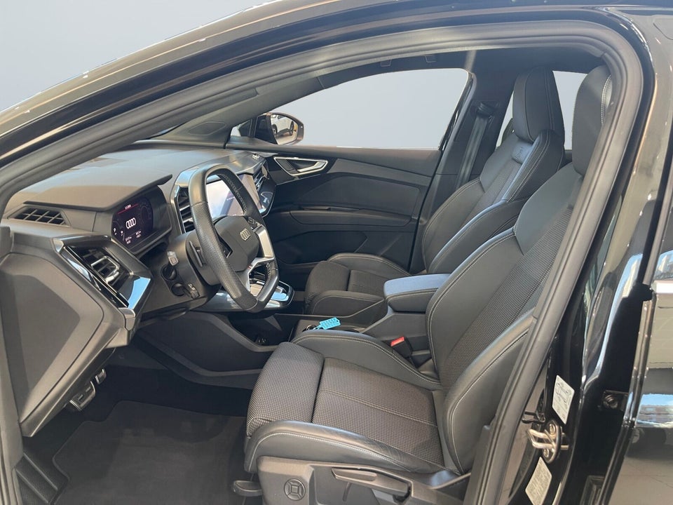Audi Q4 e-tron 40 S-line Sportback 5d