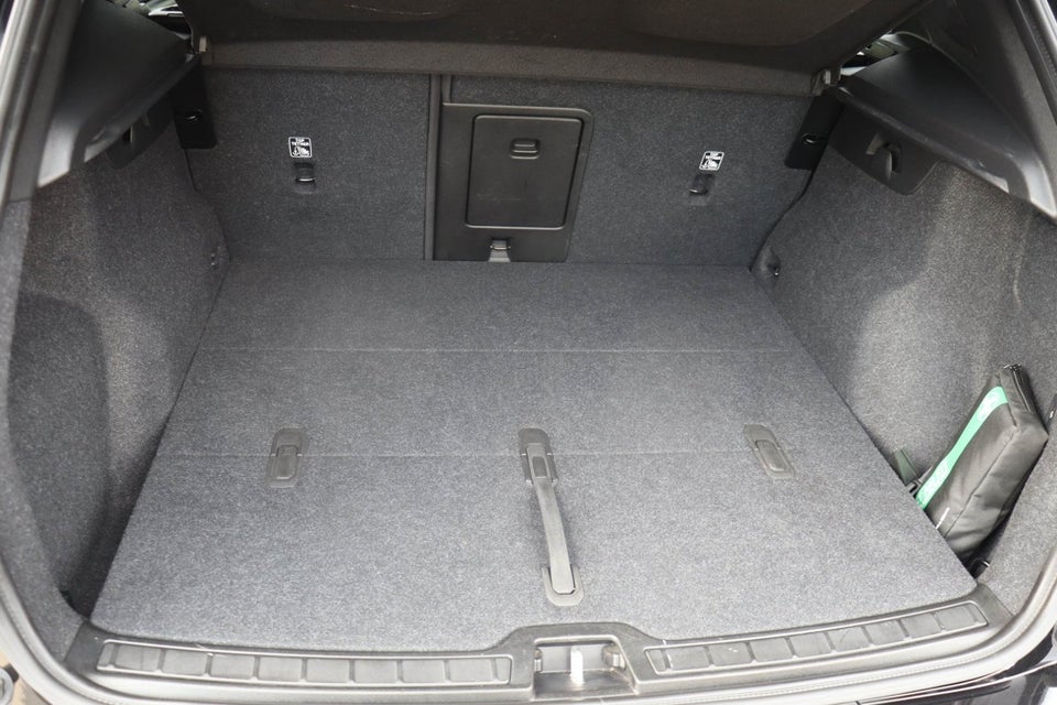 Volvo XC40 ReCharge Twin Plus 5d