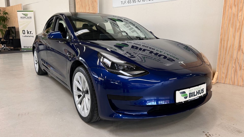 Tesla Model 3 Standard Range+ RWD 4d