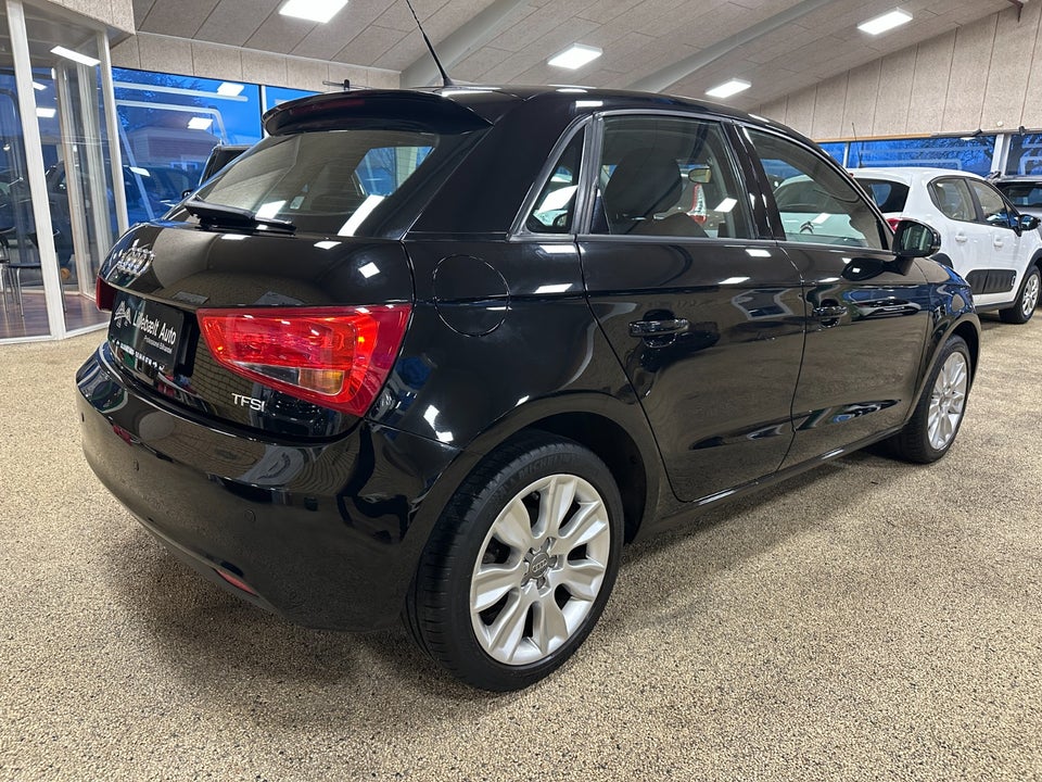 Audi A1 1,2 TFSi 86 Ambition Sportback 5d