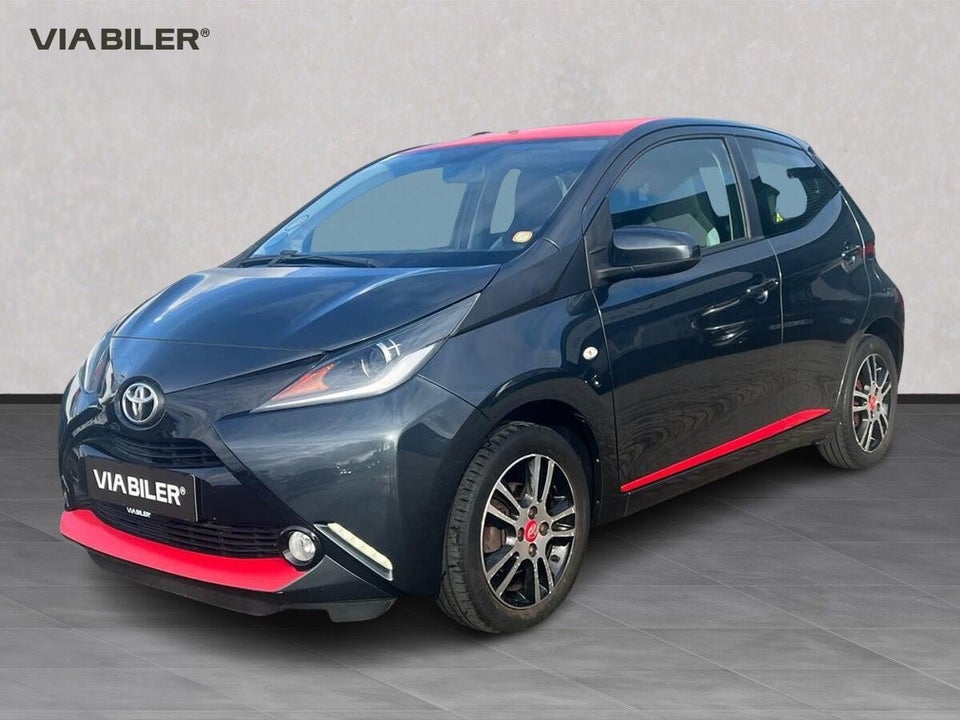 Toyota Aygo 1,0 VVT-i x-press 5d