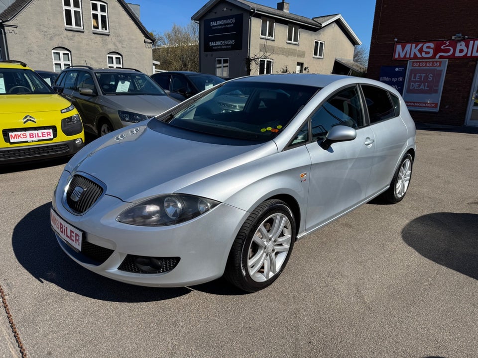 Seat Leon 1,8 TSi Stylance 5d