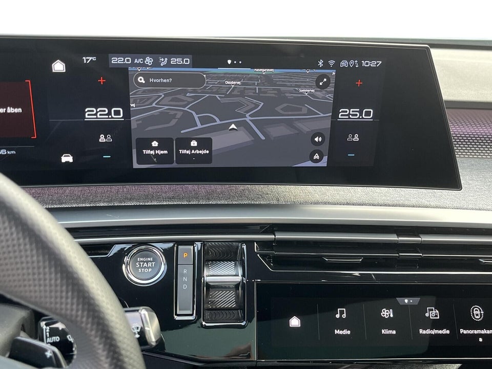 Peugeot e-3008 77 GT Pack 5d