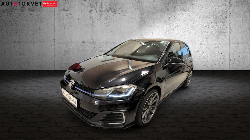 VW Golf VII 1,4 GTE DSG 5d